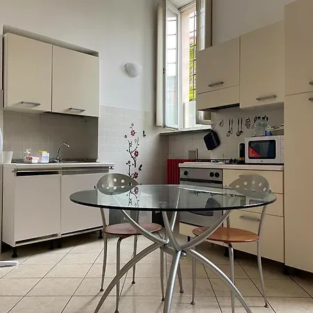 Minimal Loft In Centro A Lägenhet