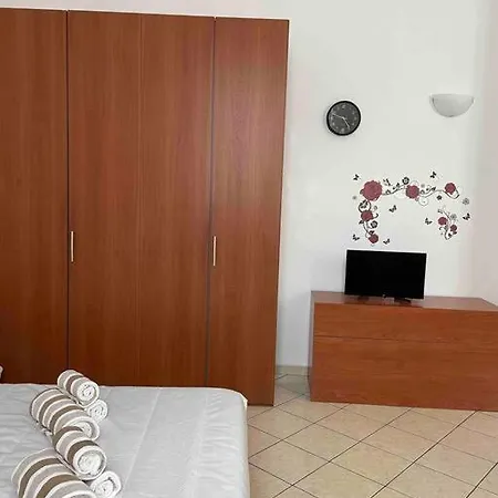 Minimal Loft In Centro A Piacenza