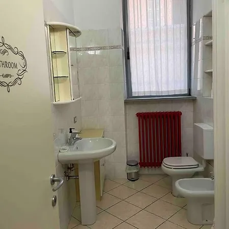 Minimal Loft In Centro A * Piacenza