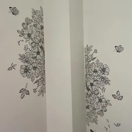 Minimal Loft In Centro A Διαμέρισμα