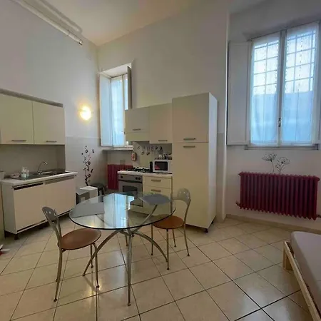 Minimal Loft In Centro A Πιατσέντζα